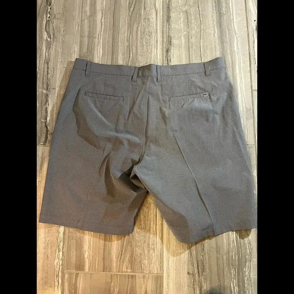 Travis Mathew‎ Beck Shorts Men’s Size 40 Grey Casual Golf Shorts